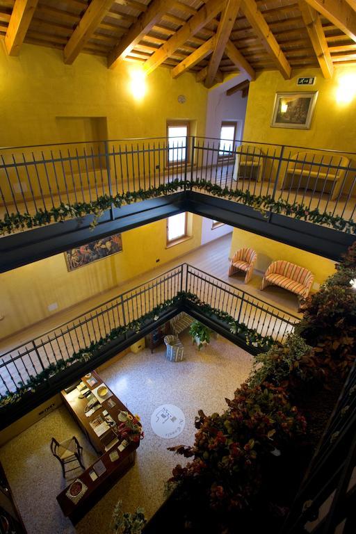 كودرويبو Agriturismo Al Casale المظهر الخارجي الصورة